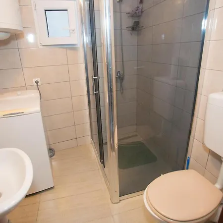 Nice Well-located Duplex アパート
